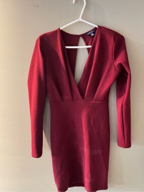 UK2LA Burgundy Long Sleeve Plunging V-Neck Bodycon Dress